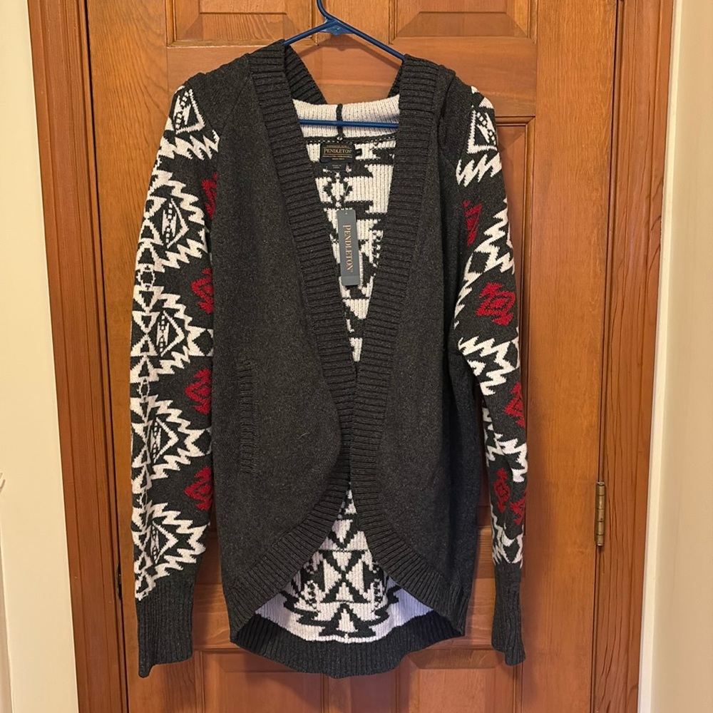 NWT Pendleton sweater with pockets
